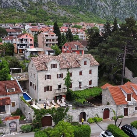 Villa Luxury Stone On The Sea With Private Pool And View Kotor Eksteriør billede
