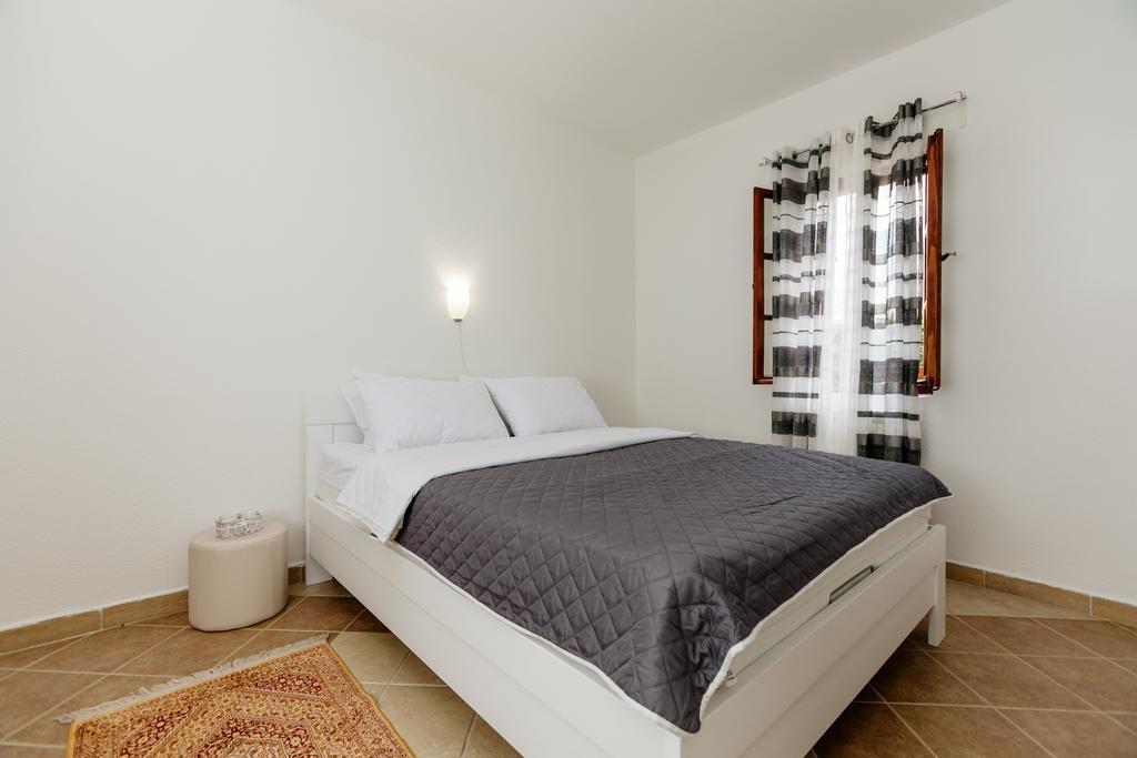 Villa Luxury Stone On The Sea With Private Pool And View Kotor Eksteriør billede